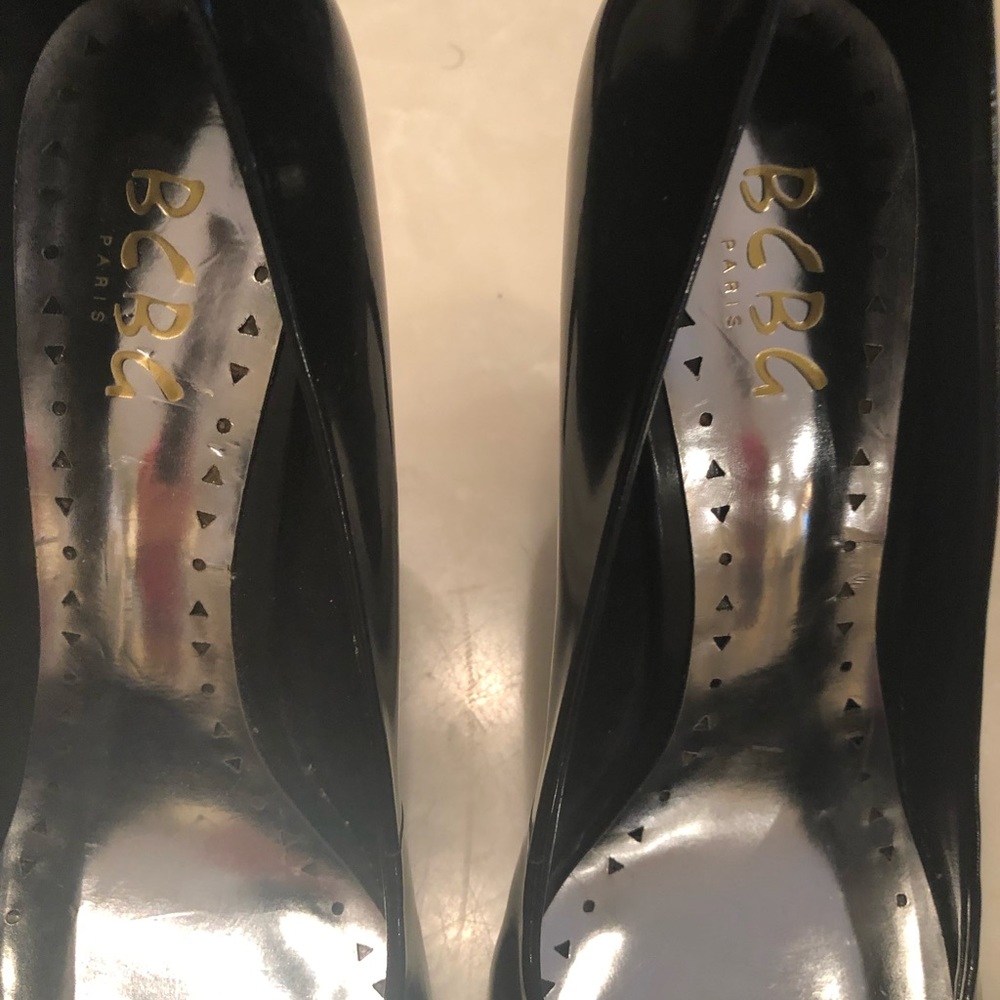BCBG Paris Black Patent Leather Pumps - Picture 6 of 7